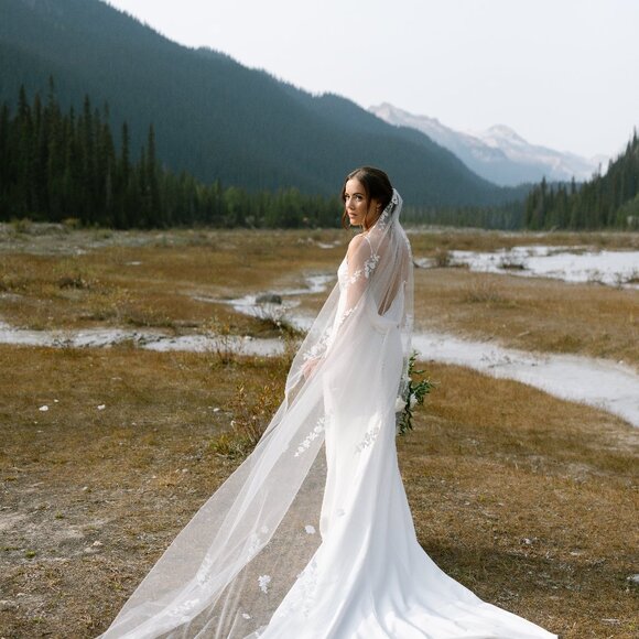 Made with Love - ARCHIE - WEDDING DRESS - Picture 1 of 3